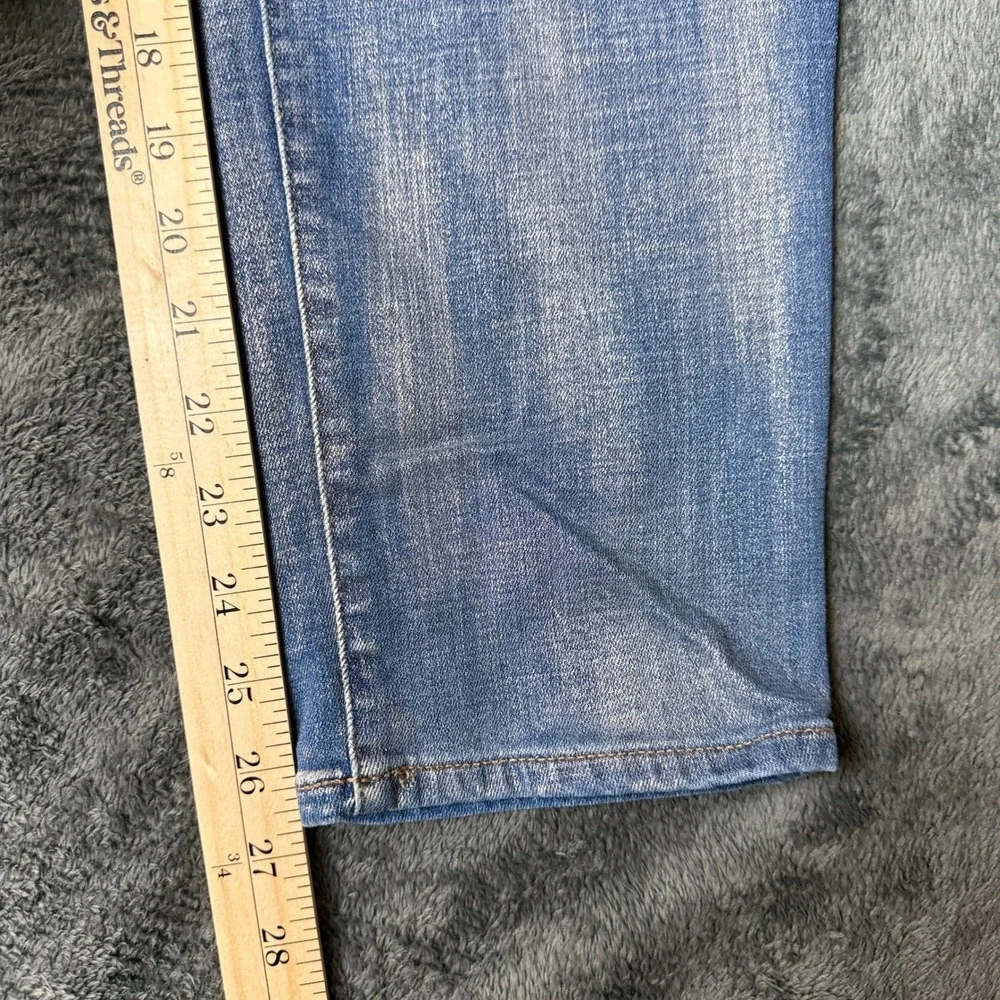 SO Size 10R Slimming Girliend Slim‎ Leg Ankle Jeans Distressed Wash